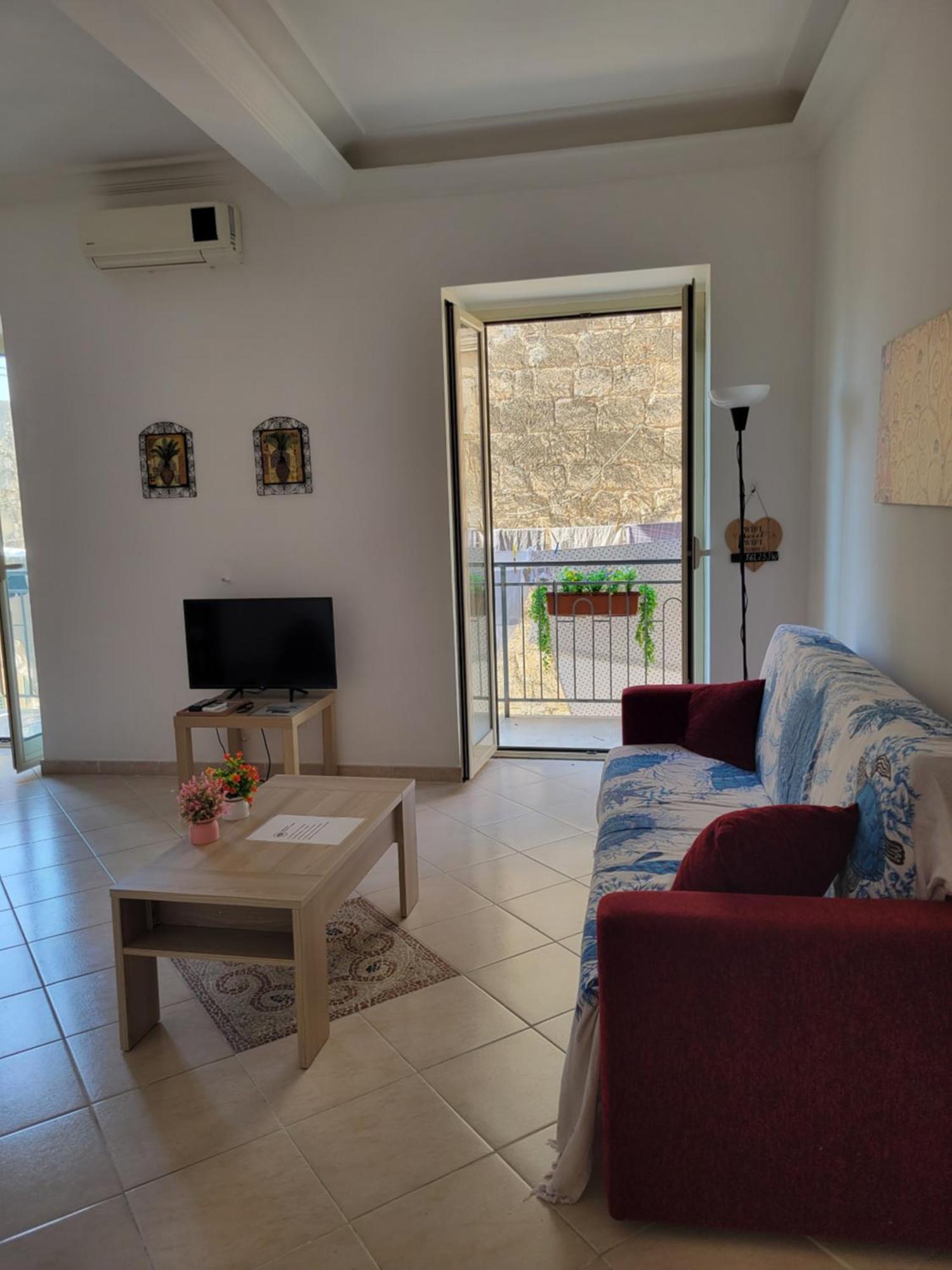 Mussomeli's Beautiful House Apartment *
